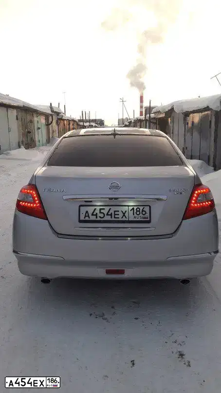 Фото автомобиля NISSAN TEANA, 2008 — госномер Х783ЕТ72. Цвет: Серебристый