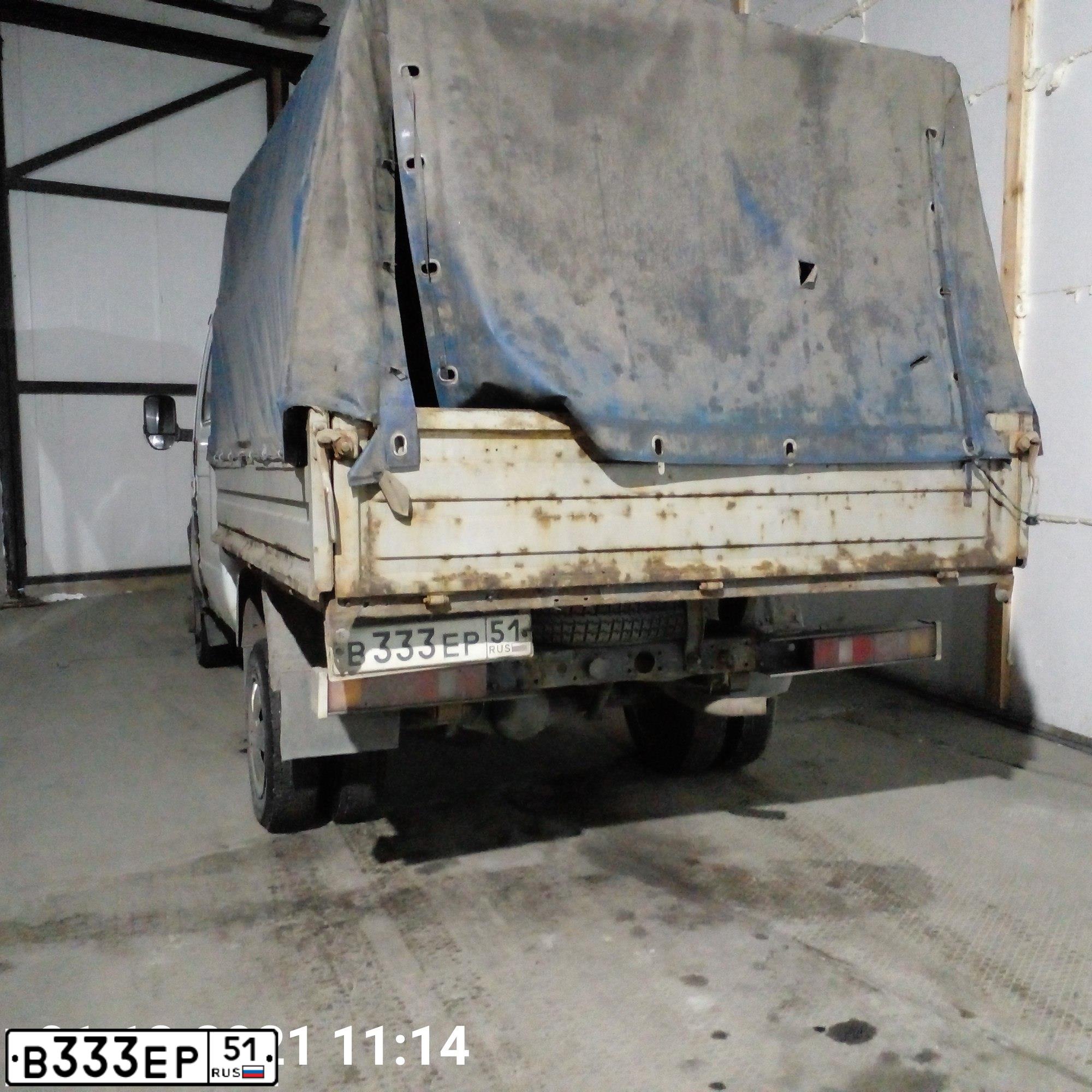 Фото автомобиля GAZ Z 3302 GAZEL, 2006 — госномер В333ЕР51. Цвет: Белый