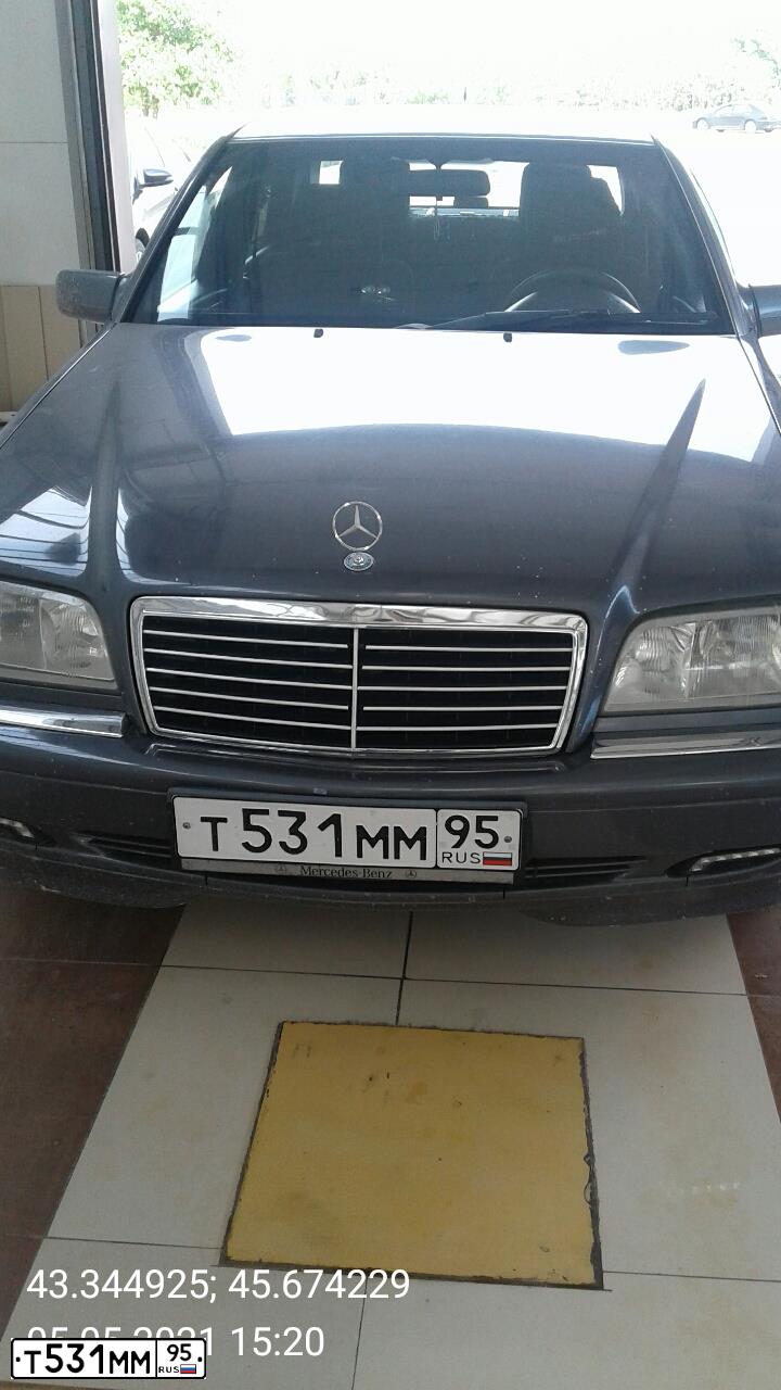 Фото автомобиля MERCEDES C-KLASSE, 1998 — госномер К969АР05. Цвет: ТЕМНО-СЕРЫЙ