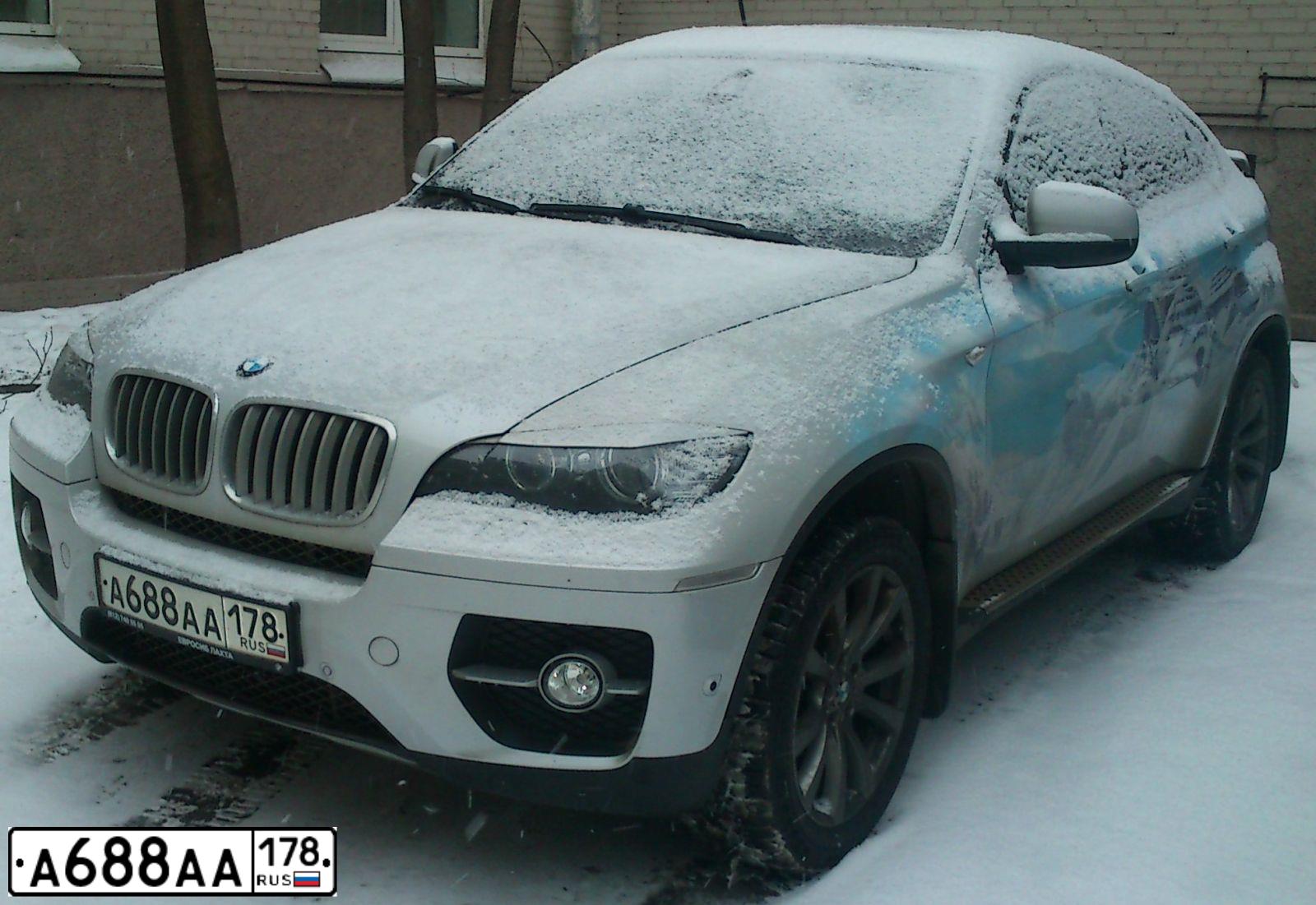 Фото автомобиля BMW X6, 2011 — госномер А688АА178. Цвет: СЕРЫЙ