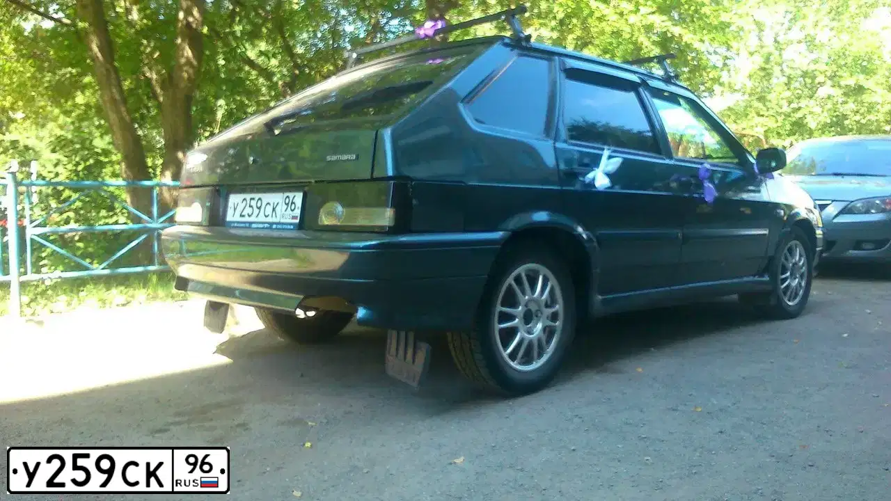 Фото автомобиля LADA 2114 SAMARA, 2012 — госномер У259СК96. Цвет: Сине-зеленый