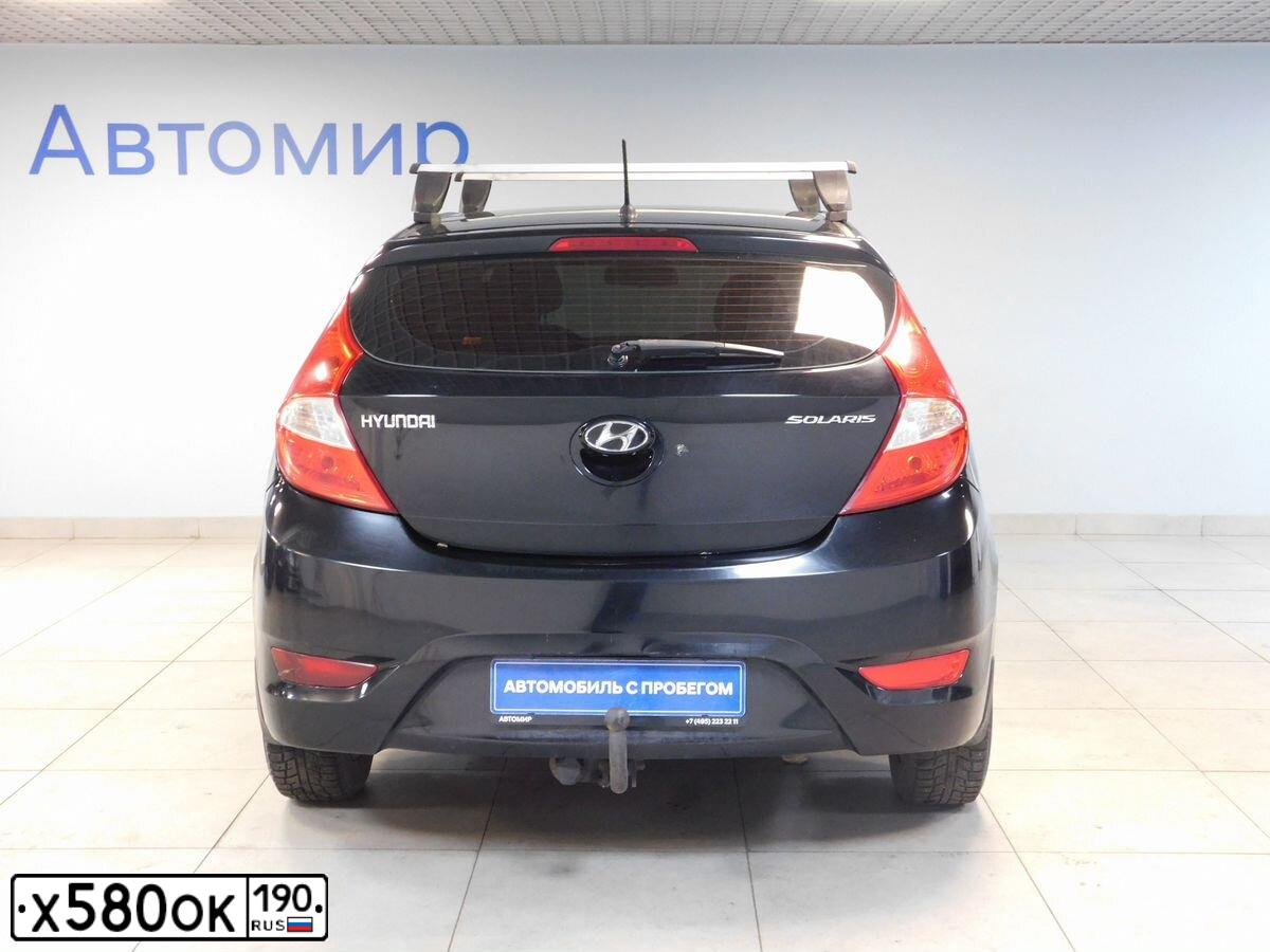 Фото автомобиля HYUNDAI SOLARIS, 2011 — госномер Н454АУ18. Цвет: ЧЕРНЫЙ