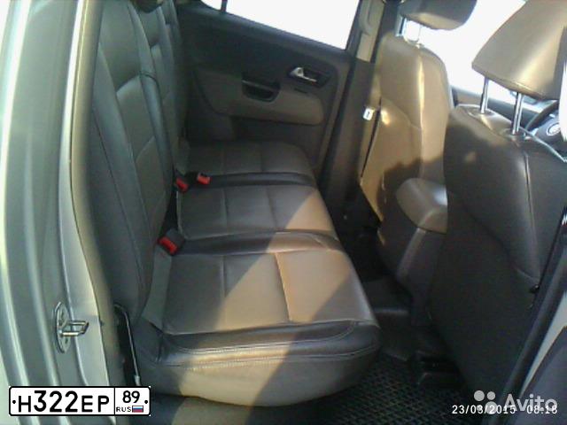 Фото автомобиля VOLKSWAGEN AMAROK, 2010 — госномер Н322ЕР89. Цвет: БЕЖЕВЫЙ