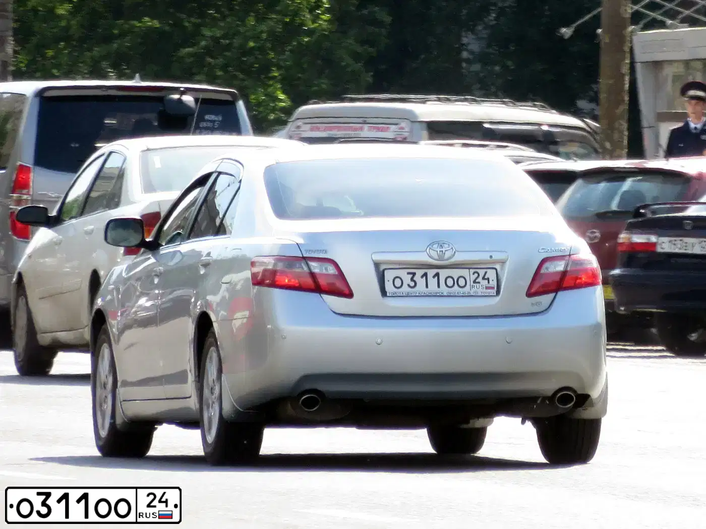 Фото автомобиля TOYOTA CAMRY, 2006 — госномер Х876НН124. Цвет: Серый