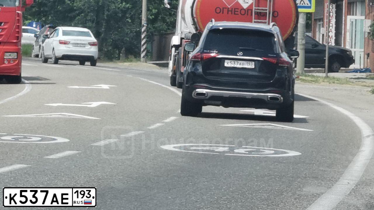 Фото автомобиля MERCEDES-BENZ GLE300D, 2019 — госномер М252ВВ550