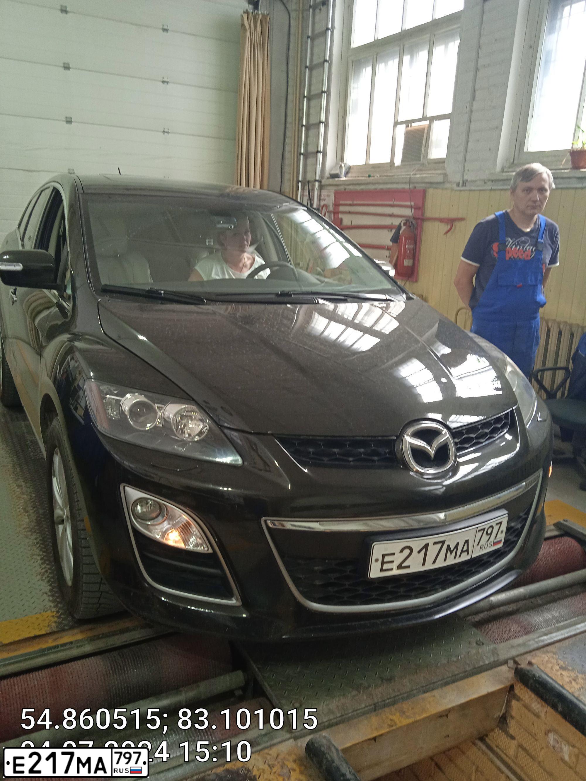 Фото автомобиля MAZDA CX-7, 2011 — госномер С888ОС197. Цвет: ЧЕРНЫЙ