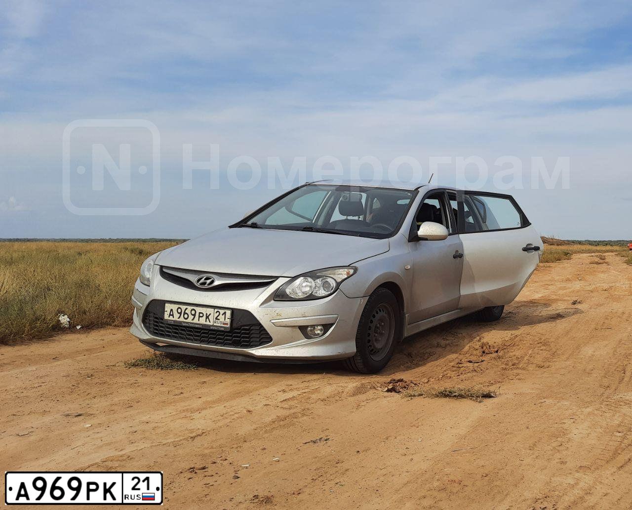 Фото автомобиля HYUNDAI I30, 2010 — госномер А969РК21. Цвет: СЕРЕБРИСТЫЙ