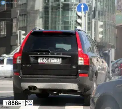 Фото автомобиля TOYOTA LAND CRUISER 150, 2016 — госномер В374УН790
