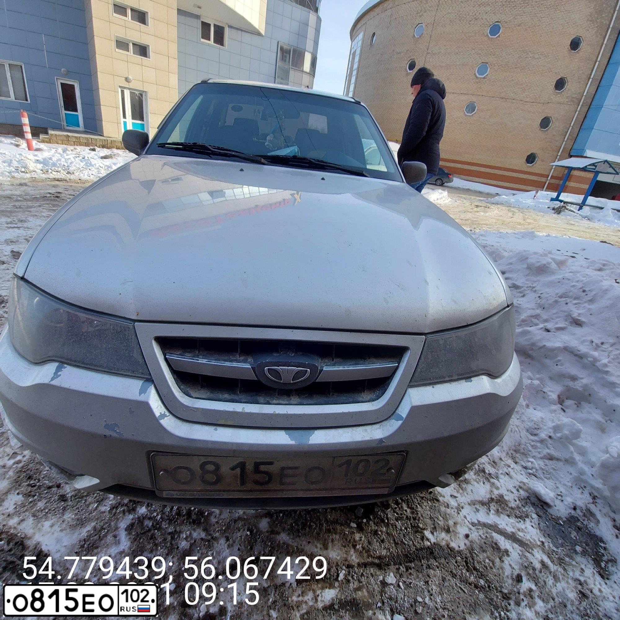 Фото автомобиля DAEWOO NEXIA, 2012 — госномер О815ЕО102. Цвет: СЕРЕБРИСТЫЙ