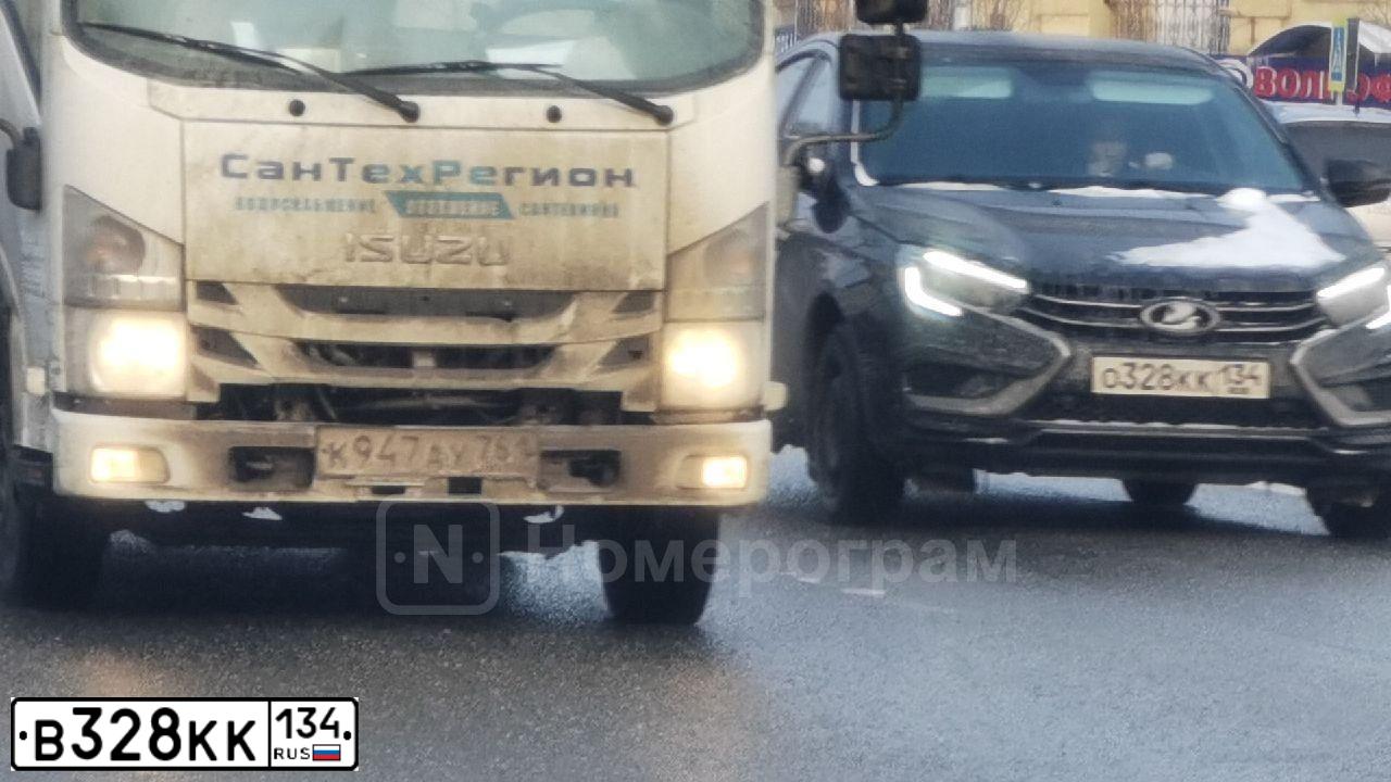 Фото автомобиля BMW X6, 2008 — госномер Е331МВ15. Цвет: ЧЕРНЫЙ