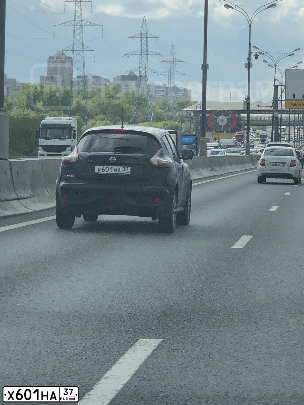 Фото автомобиля NISSAN JUKE, 2018 — госномер Х601НА37. Цвет: ЧЕРНЫЙ