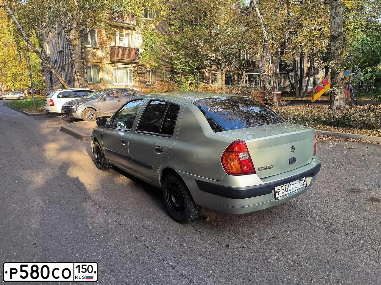 Фото автомобиля RENAULT SYMBOL, 2002 — госномер Х694УР72. Цвет: ЗЕЛЕНЫЙ СЕРЫЙ
