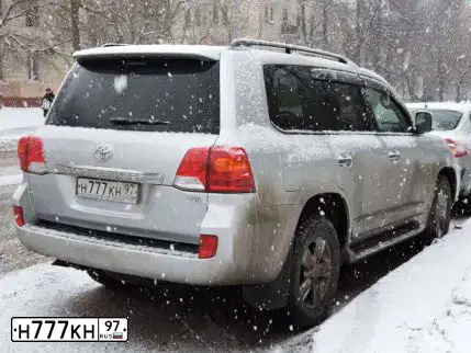 Фото автомобиля FORD MAVERICK, 2004 — госномер Н777КН97. Цвет: ТЕМНО-СЕРЫЙ