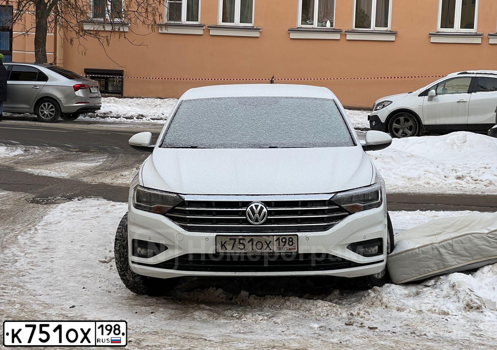 Фото автомобиля VOLKSWAGEN JETTA, 2020 — госномер К751ОХ198. Цвет: Белый