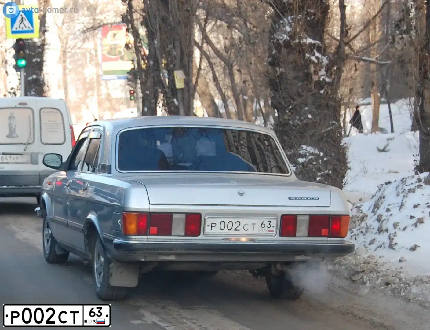 Фото автомобиля GAZ 3102 WOLGA, 2003 — госномер Р002СТ63. Цвет: БУРАН