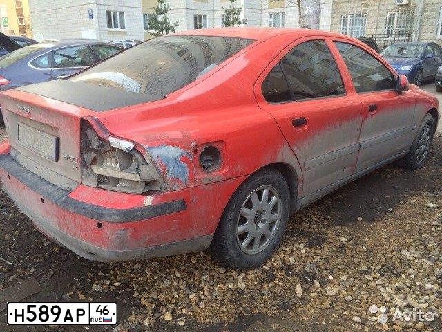 Фото автомобиля VOLVO S60, 2003 — госномер У465ВВ97. Цвет: Красный
