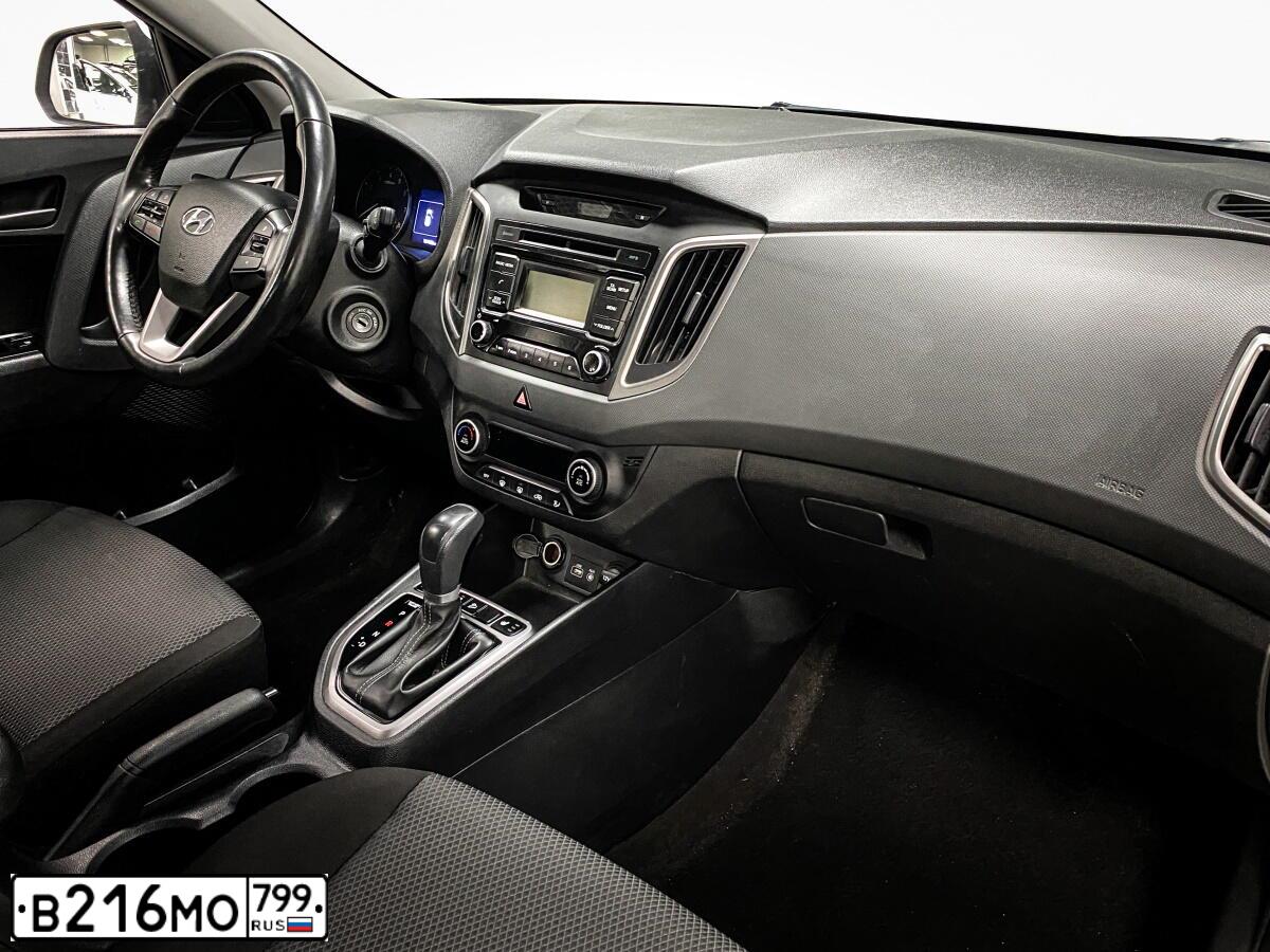 Фото автомобиля HYUNDAI CRETA, 2018 — госномер Т504НА797. Цвет: Белый