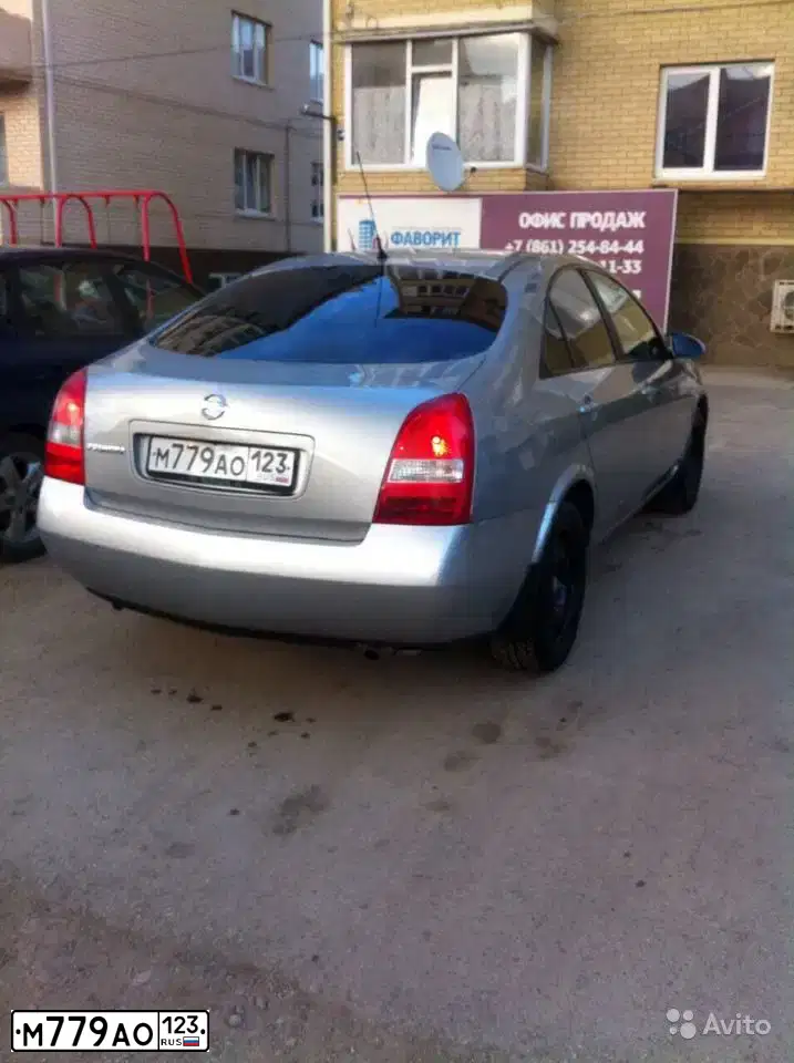 Фото автомобиля NISSAN PRIMERA, 2006 — госномер Н500ВР82. Цвет: Серебристый