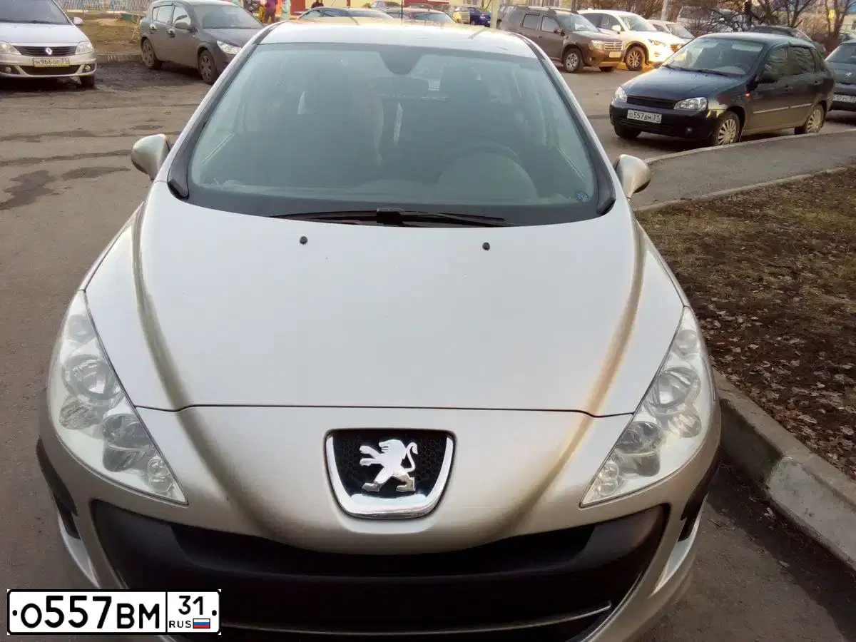 Фото автомобиля LADA 1118 KALINA, 2009 — госномер М782НС31. Цвет: ТЕМНО СИНЕ-ФИОЛЕТОВЫЙ