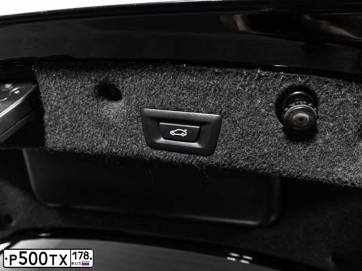 Фото автомобиля БМВ 528I XDRIVE, 2016 — госномер К074НЕ147. Цвет: ЧЕРНЫЙ