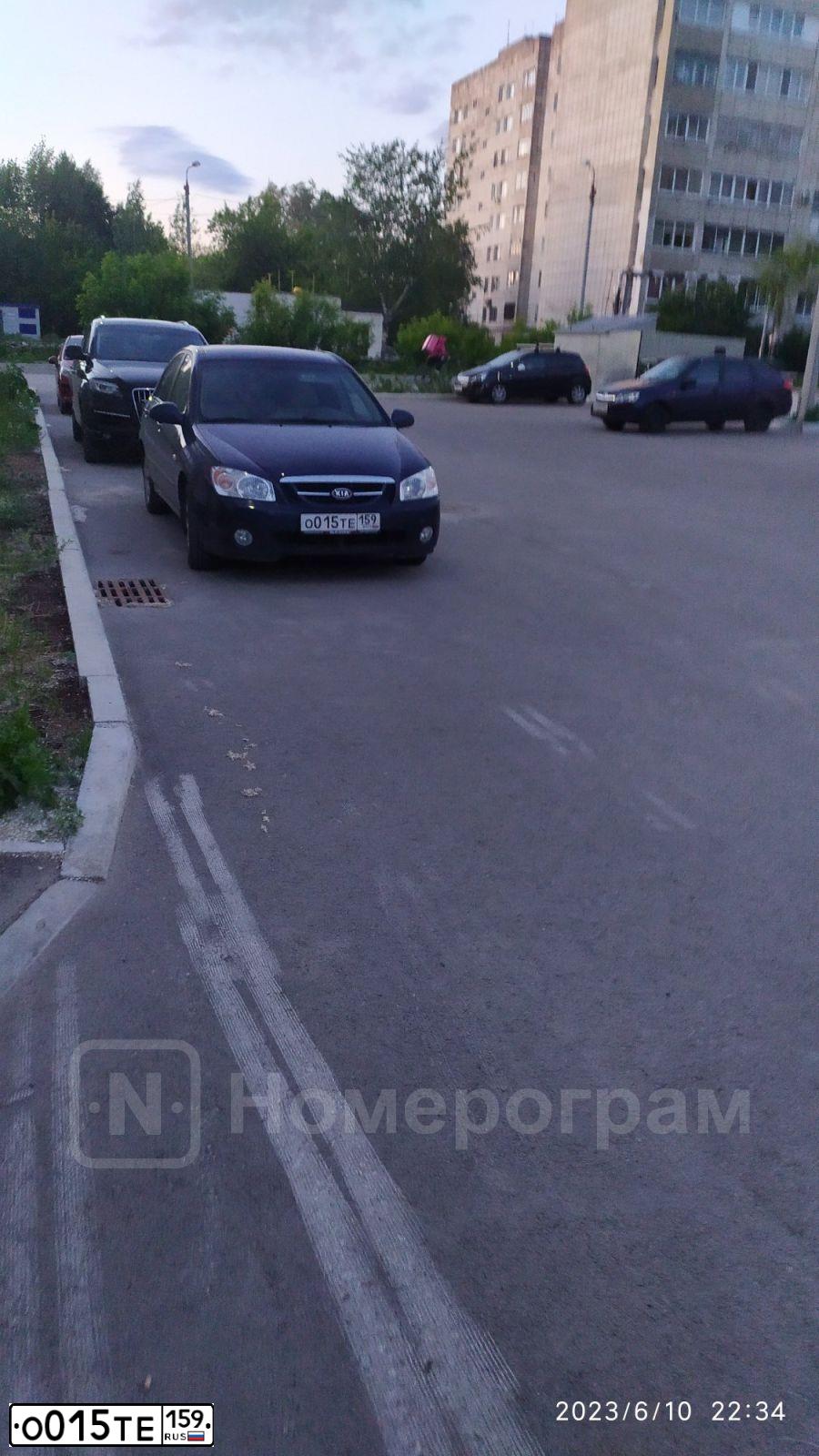 Фото автомобиля KIA CERATO, 2006 — госномер А623МВ96. Цвет: СИНИЙ