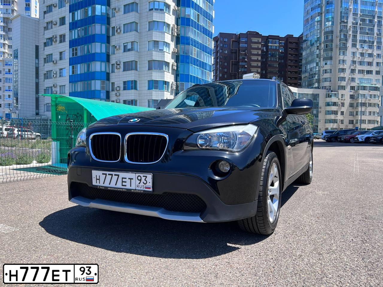 Фото автомобиля BMW SERIE 1, 2009 — госномер Н777ЕТ93. Цвет: ЧЕРНЫЙ