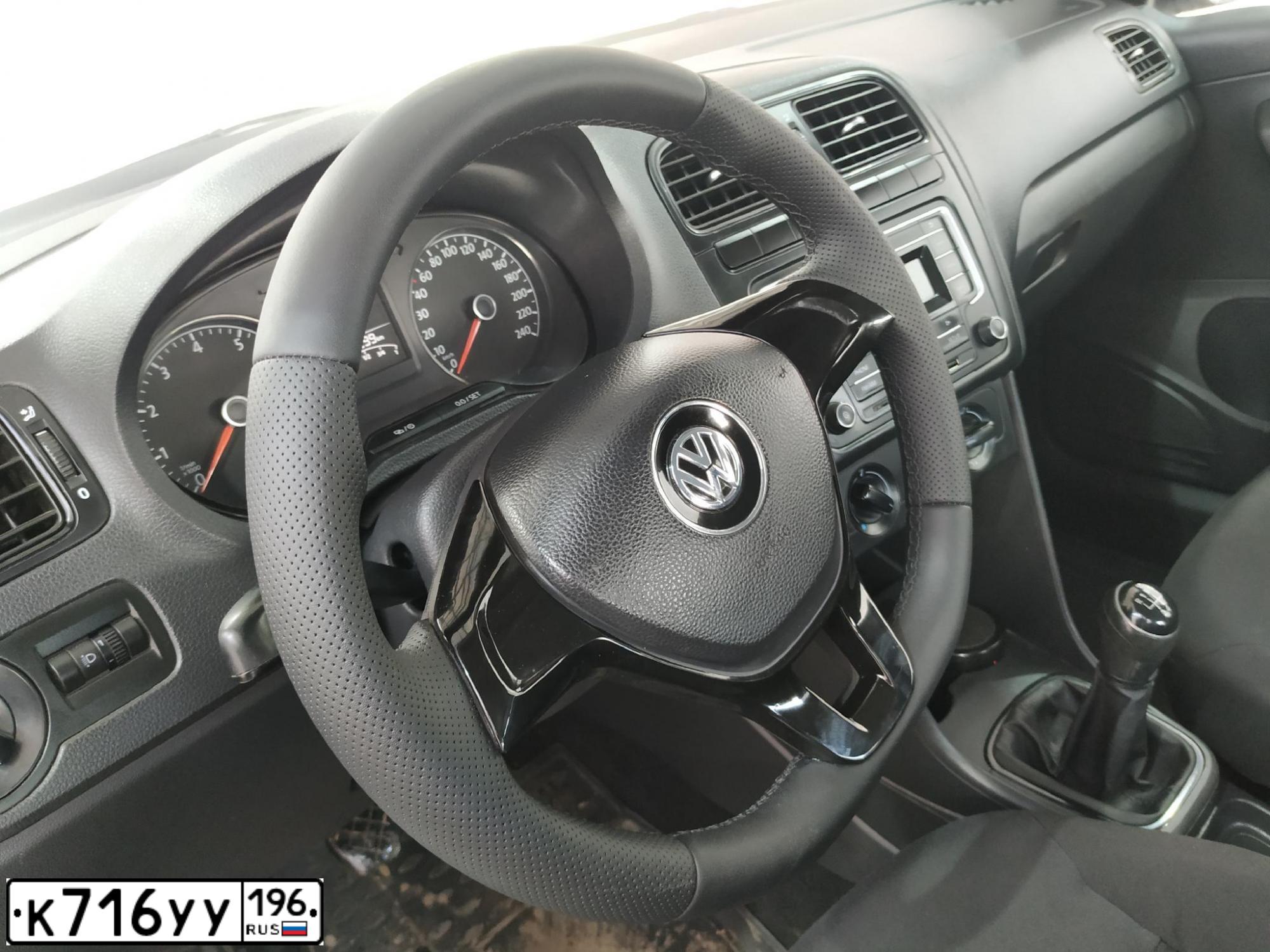Фото автомобиля VOLKSWAGEN POLO, 2018 — госномер С414УР58