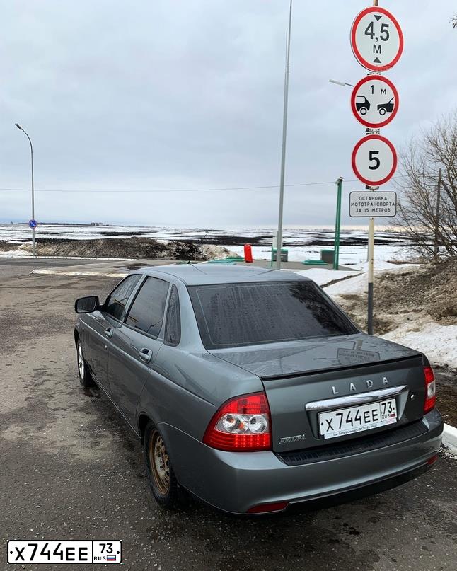 Фото автомобиля LADA 2170 PRIORA, 2011 — госномер Х744ЕЕ73. Цвет: Средний серо-зеленый мет.