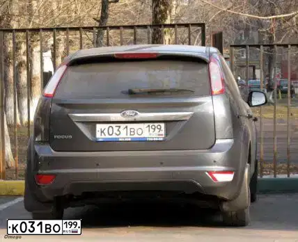 Фото автомобиля FORD FOCUS, 2008 — госномер С875СХ40. Цвет: СЕРЫЙ ТЕМНЫЙ