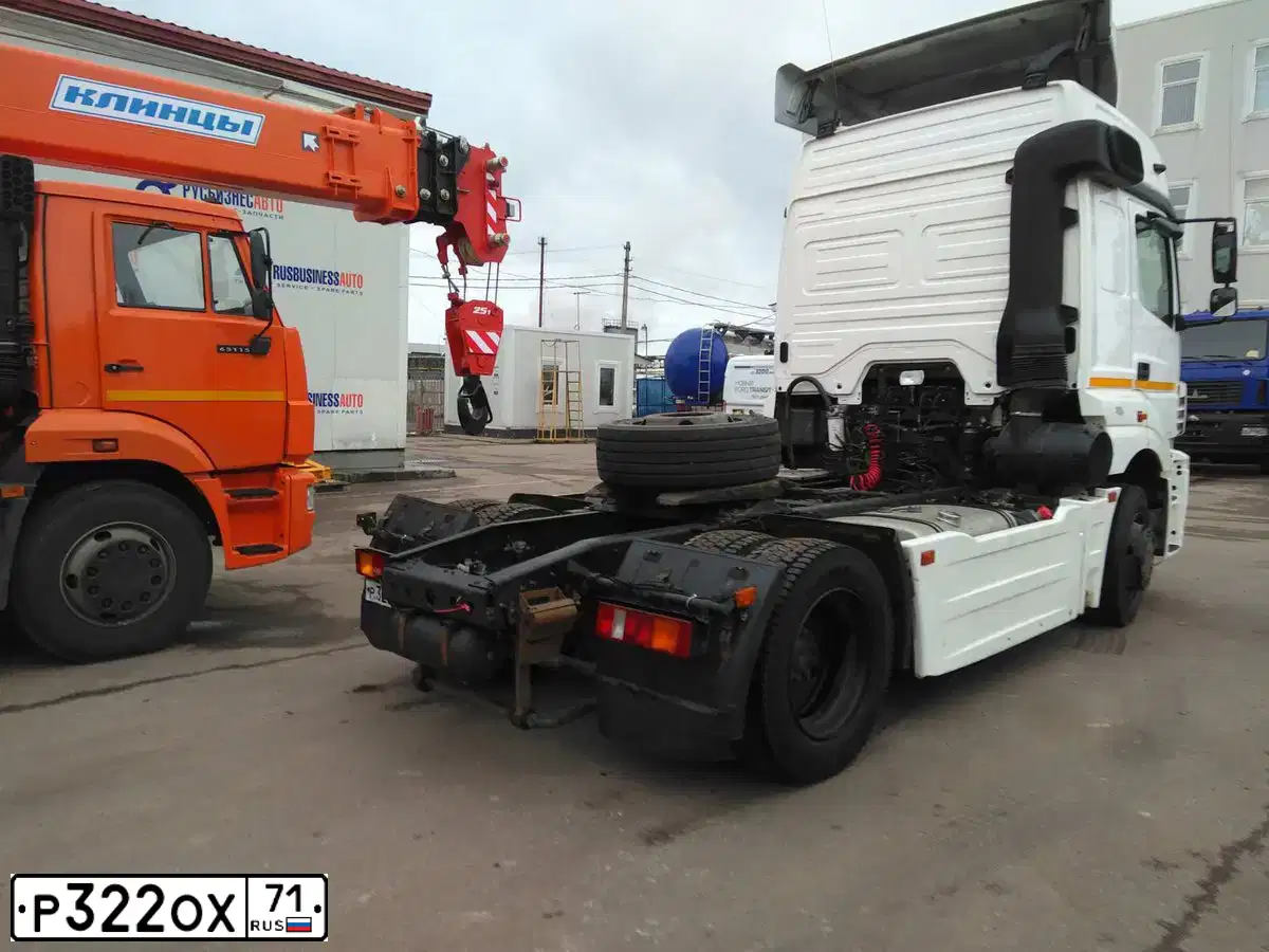 Фото автомобиля KAMAZ 5490 /4X2/, 2014 — госномер А829ЕМ550. Цвет: Белый