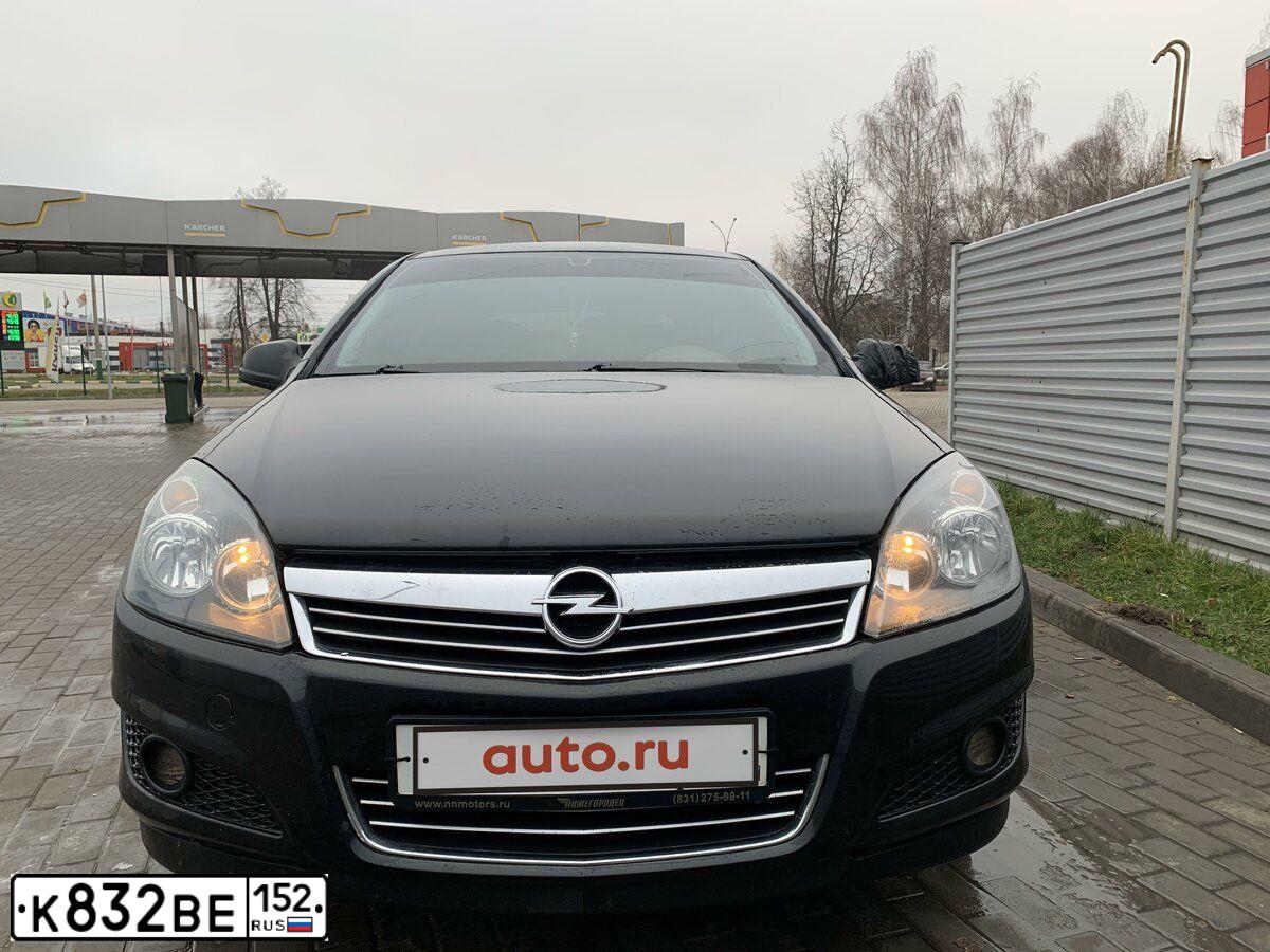 Фото автомобиля OPEL ASTRA, 2012 — госномер Р596РО33. Цвет: ЧЕРНЫЙ