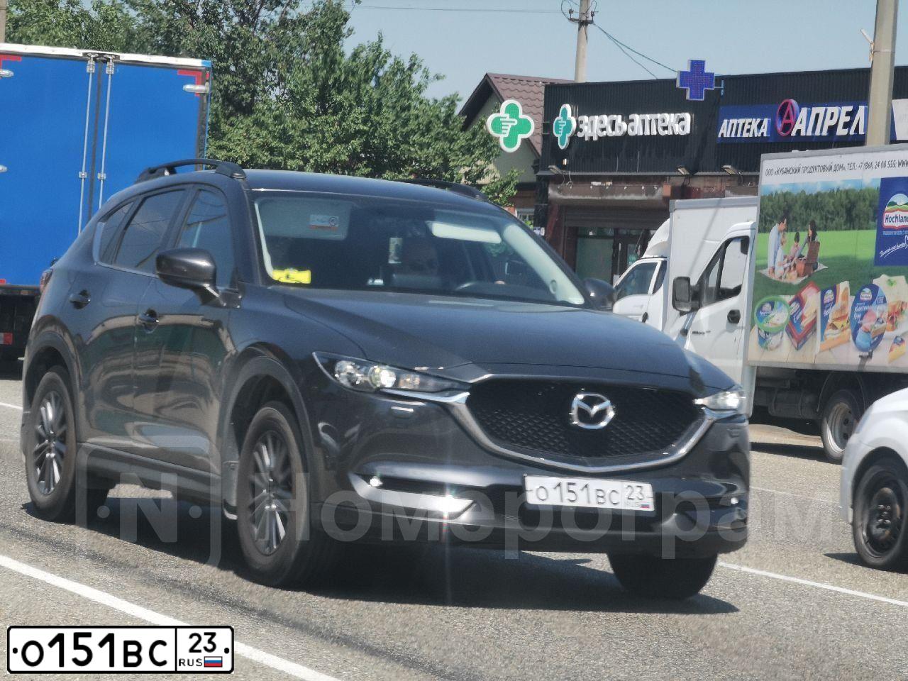 Фото автомобиля MAZDA CX-5, 2020 — госномер О151ВС23. Цвет: СЕРЫЙ