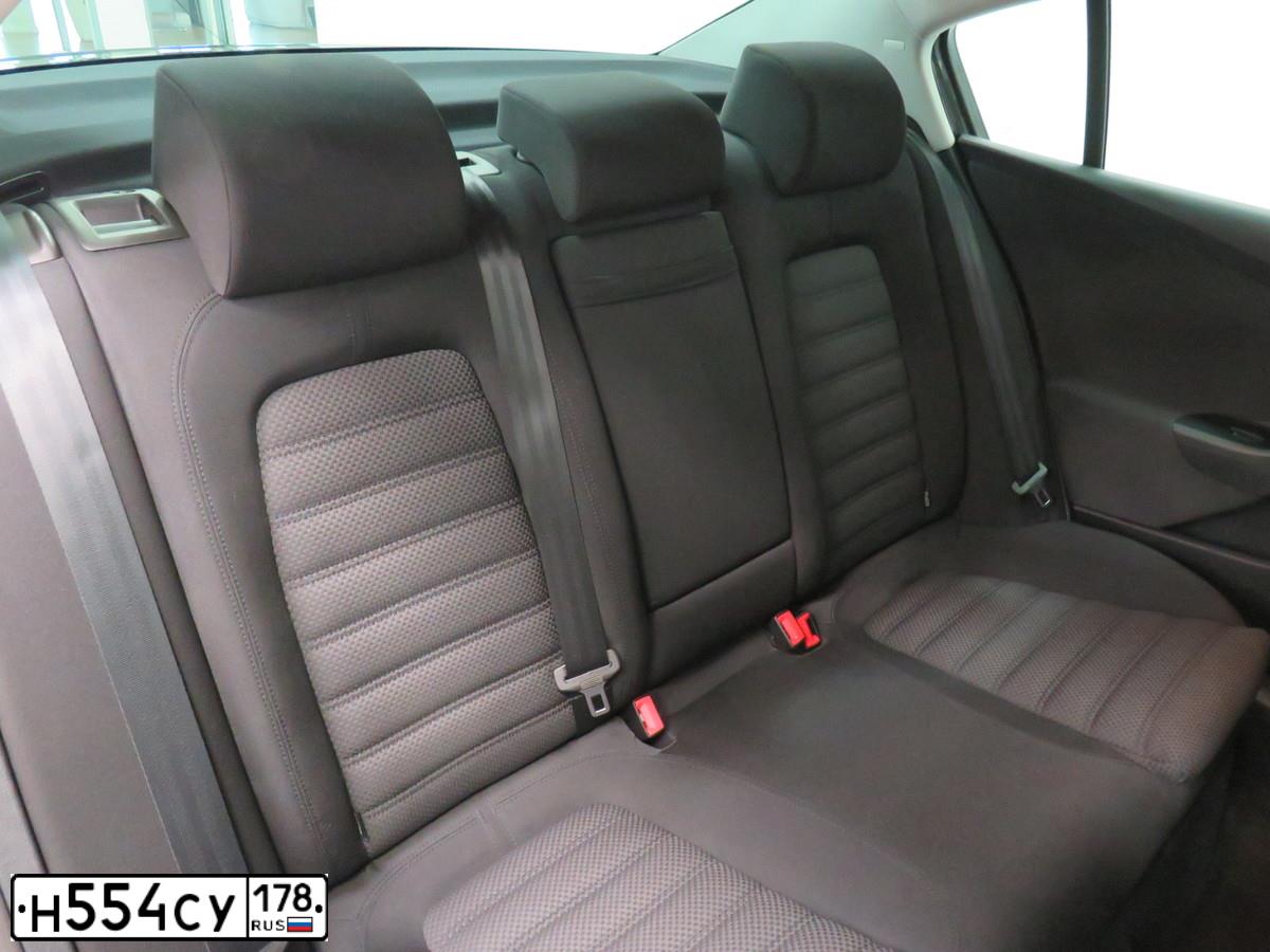 Фото автомобиля VOLKSWAGEN PASSAT, 2009 — госномер К885ЕТ147. Цвет: ТЕМНО-КОРИЧНЕВЫЙ