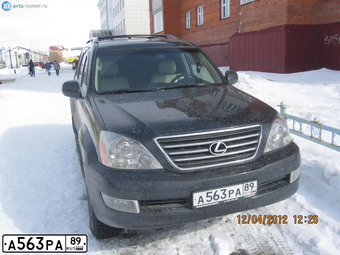 Фото автомобиля LEXUS GX, 2005 — госномер В838СТ799. Цвет: ЧЕРНЫЙ