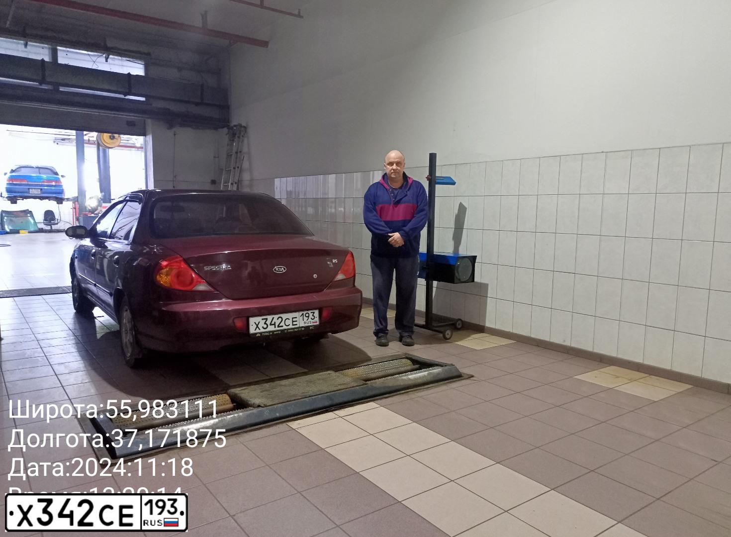 Фото автомобиля KIA SPECTRA, 2007 — госномер Х342СЕ193. Цвет: Красный