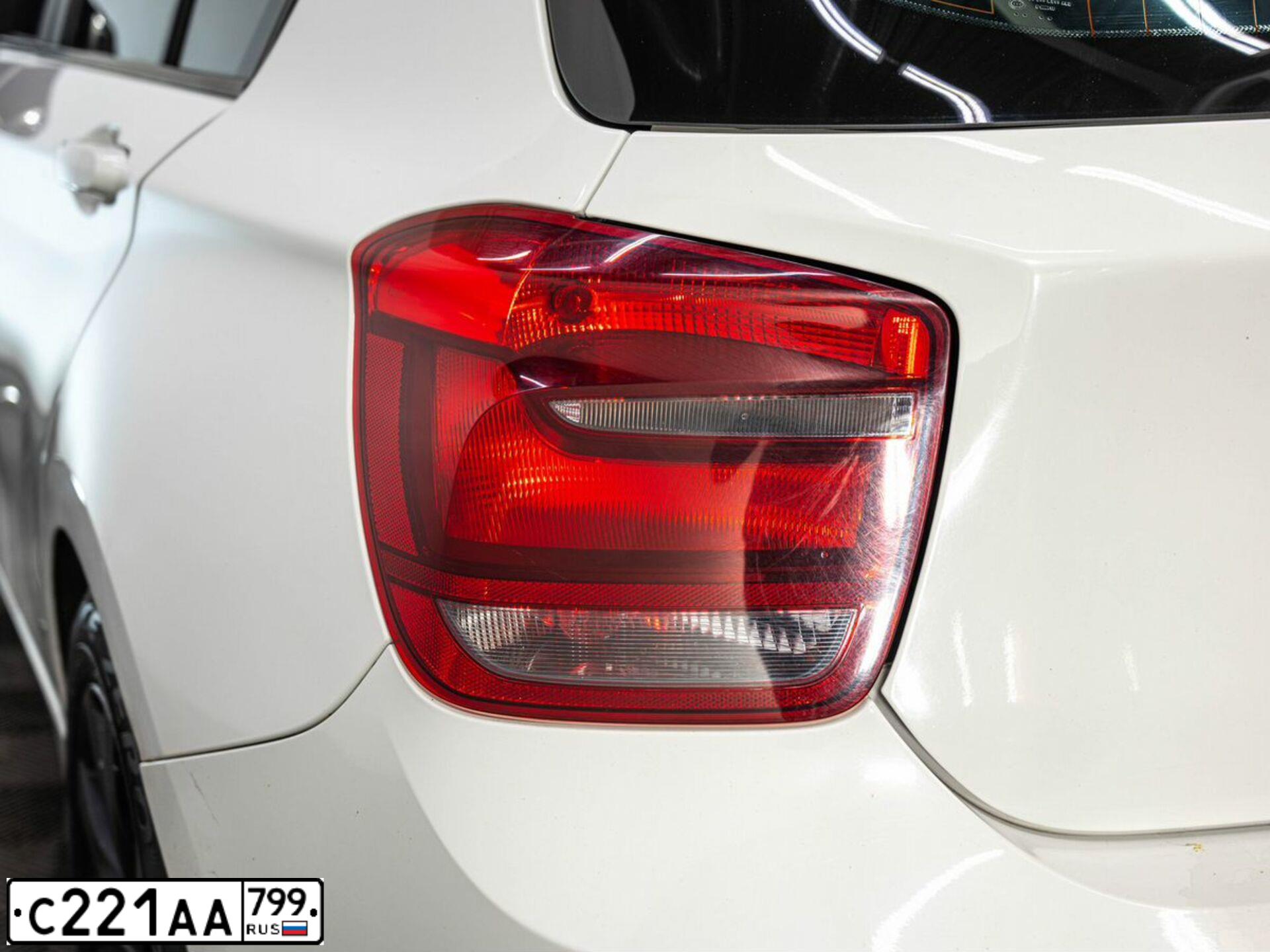Фото автомобиля BMW 116I, 2013 — госномер Р986ОС180