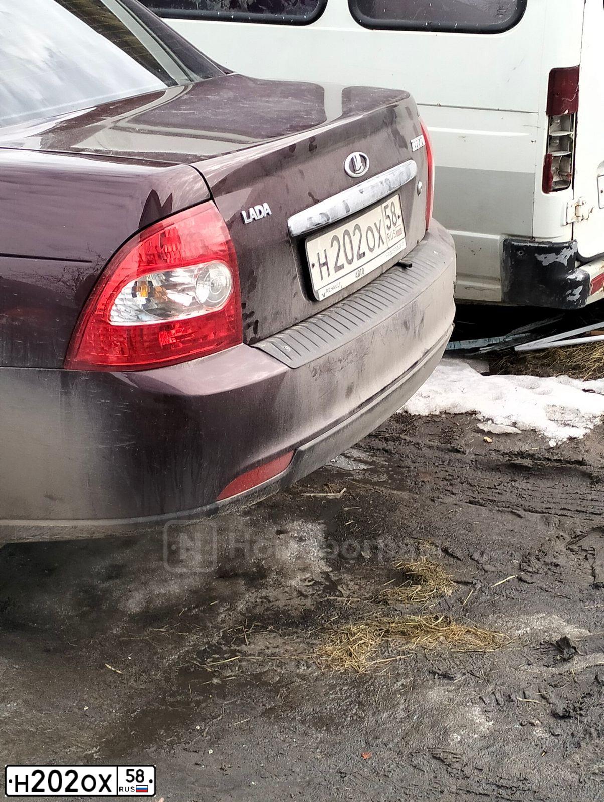 Фото автомобиля LADA 2170 PRIORA, 2011 — госномер С929АН58. Цвет: СВЕТЛО-СЕРЕБРИСТЫЙ МЕТАЛЛ