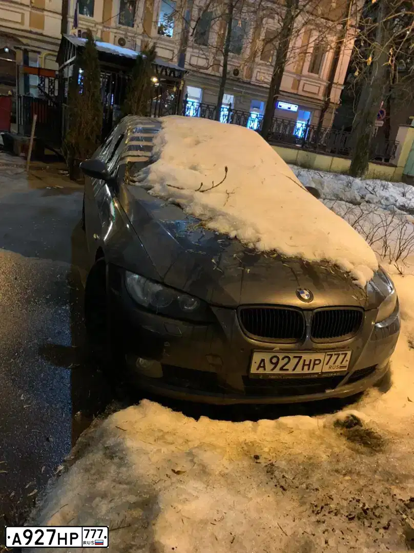 Фото автомобиля BMW SERIE 3, 2007 — госномер А927НР777. Цвет: СЕРЫЙ