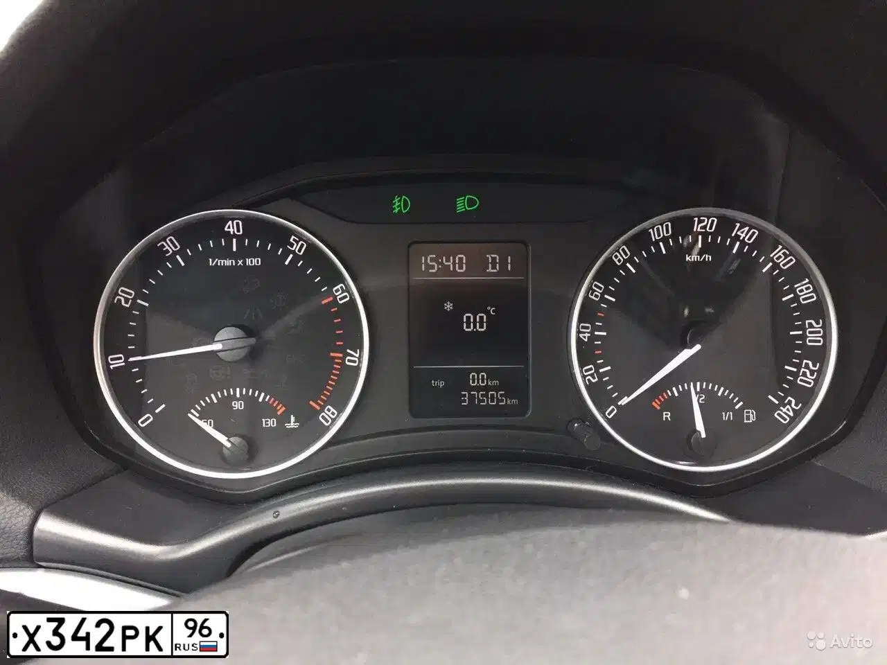 Фото автомобиля SKODA OCTAVIA, 2012 — госномер Х342РК96. Цвет: СЕРЕБРИСТЫЙ