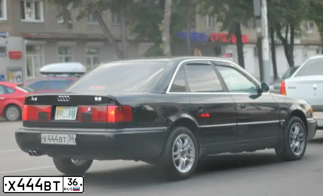 Фото автомобиля AUDI 100, 1993 — госномер Х444ВТ36. Цвет: ЧЕРНЫЙ