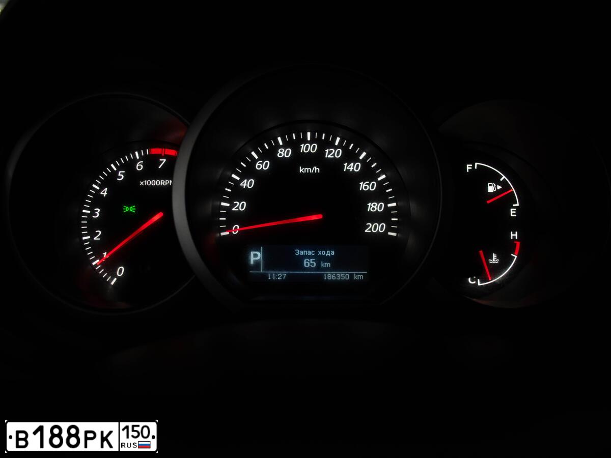 Фото автомобиля SUZUKI GRAND VITARA, 2012 — госномер Т946ТН790
