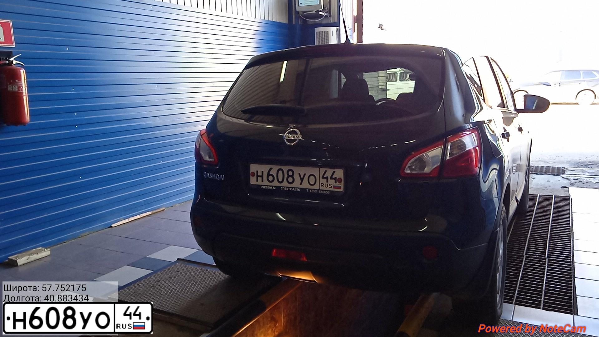 Фото автомобиля NISSAN QASHQAI, 2012 — госномер Н608УО44. Цвет: ЧЕРНЫЙ