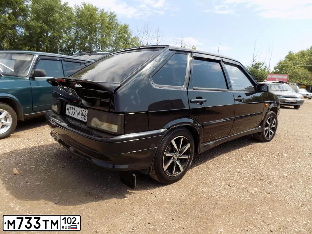 Фото автомобиля LADA 2114 SAMARA, 2010 — госномер М733ТМ102. Цвет: Темно-зеленый