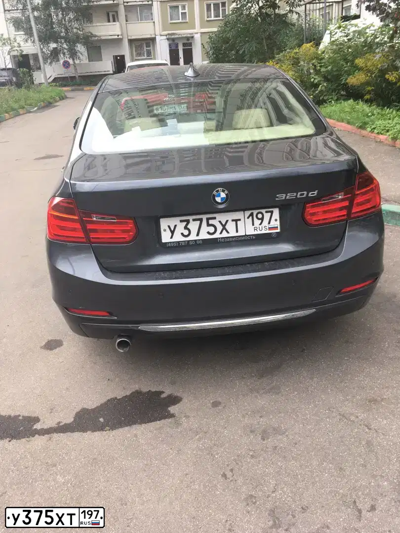 Фото автомобиля BMW SERIE 3, 2012 — госномер У375ХТ197. Цвет: СЕРЫЙ