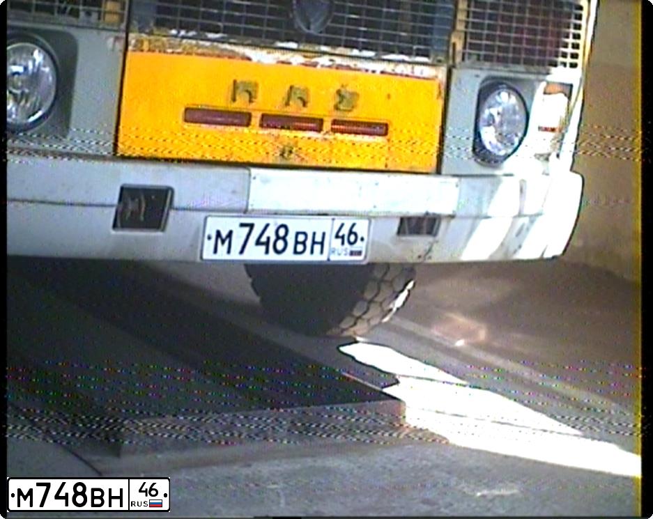 Фото автомобиля PAZ 3205, 2010 — госномер М748ВН46. Цвет: ЖЕЛТЫЙ