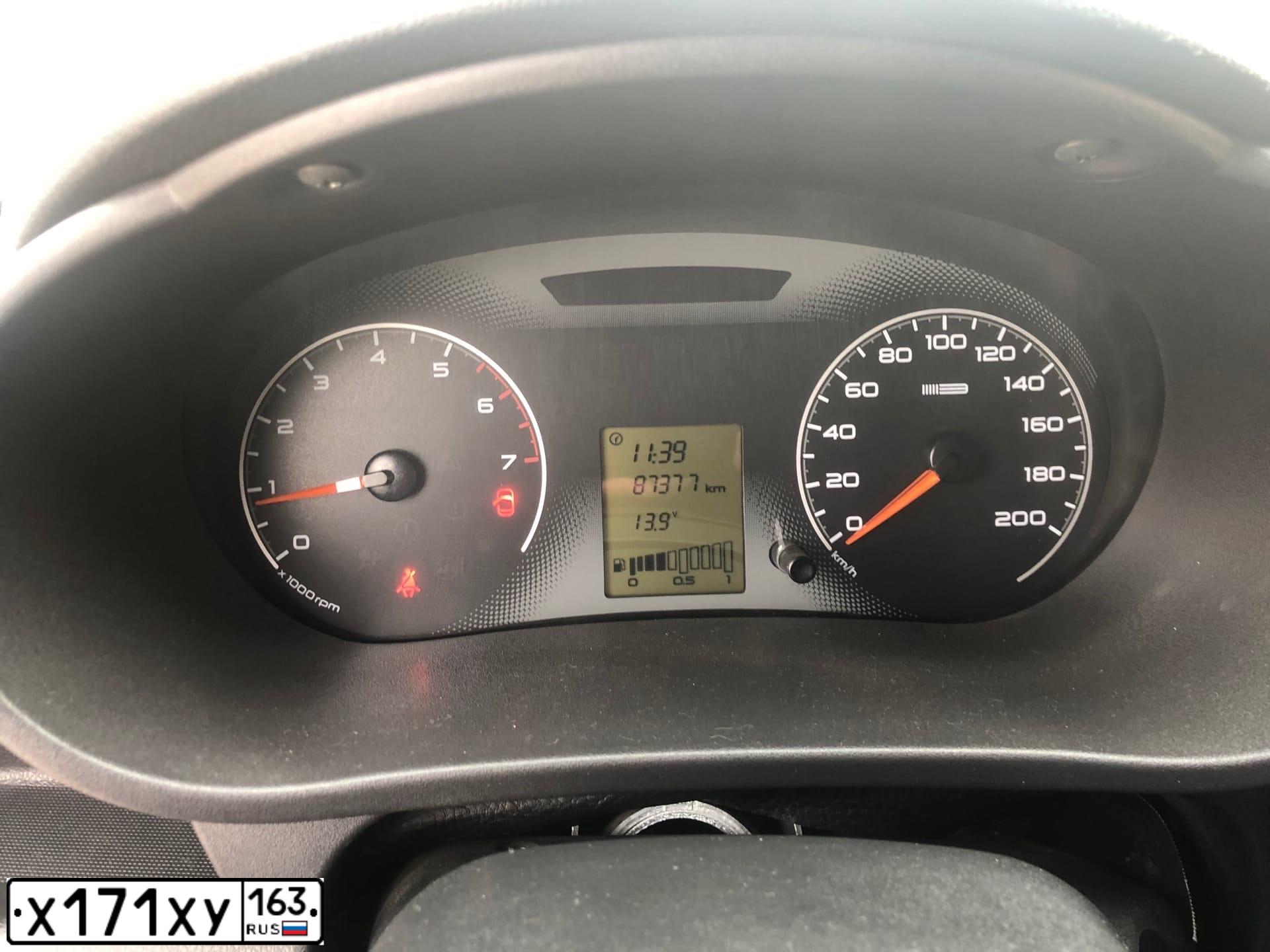Фото автомобиля LADA 2190 GRANTA, 2013 — госномер Т274КС116. Цвет: Серо-Синий