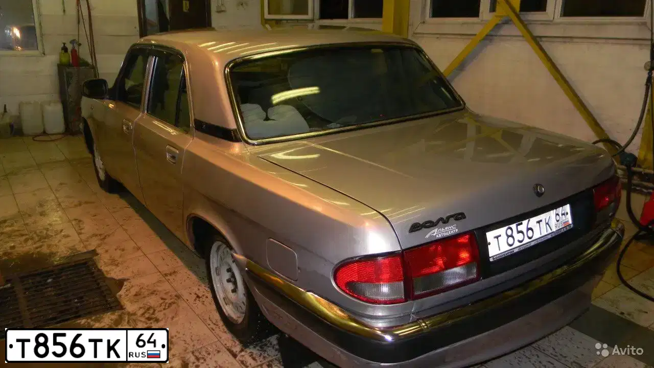 Фото автомобиля GAZ 3110 WOLGA, 2006 — госномер Т856ТК64. Цвет: ЛАСВЕГАС