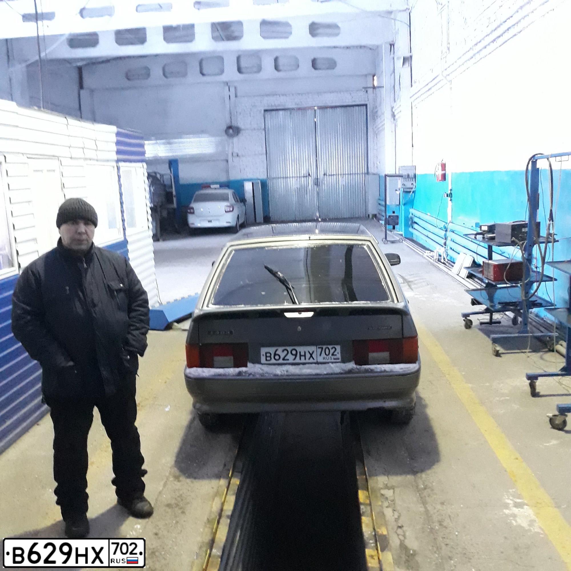 Фото автомобиля LADA 2114 SAMARA, 2008 — госномер В629НХ702. Цвет: СЕРО-КОРИЧНЕВЫЙ
