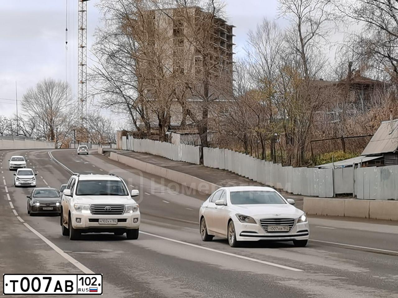 Фото автомобиля HYUNDAI GENESIS, 2015 — госномер Т007АВ102. Цвет: БЕЛЫЙ