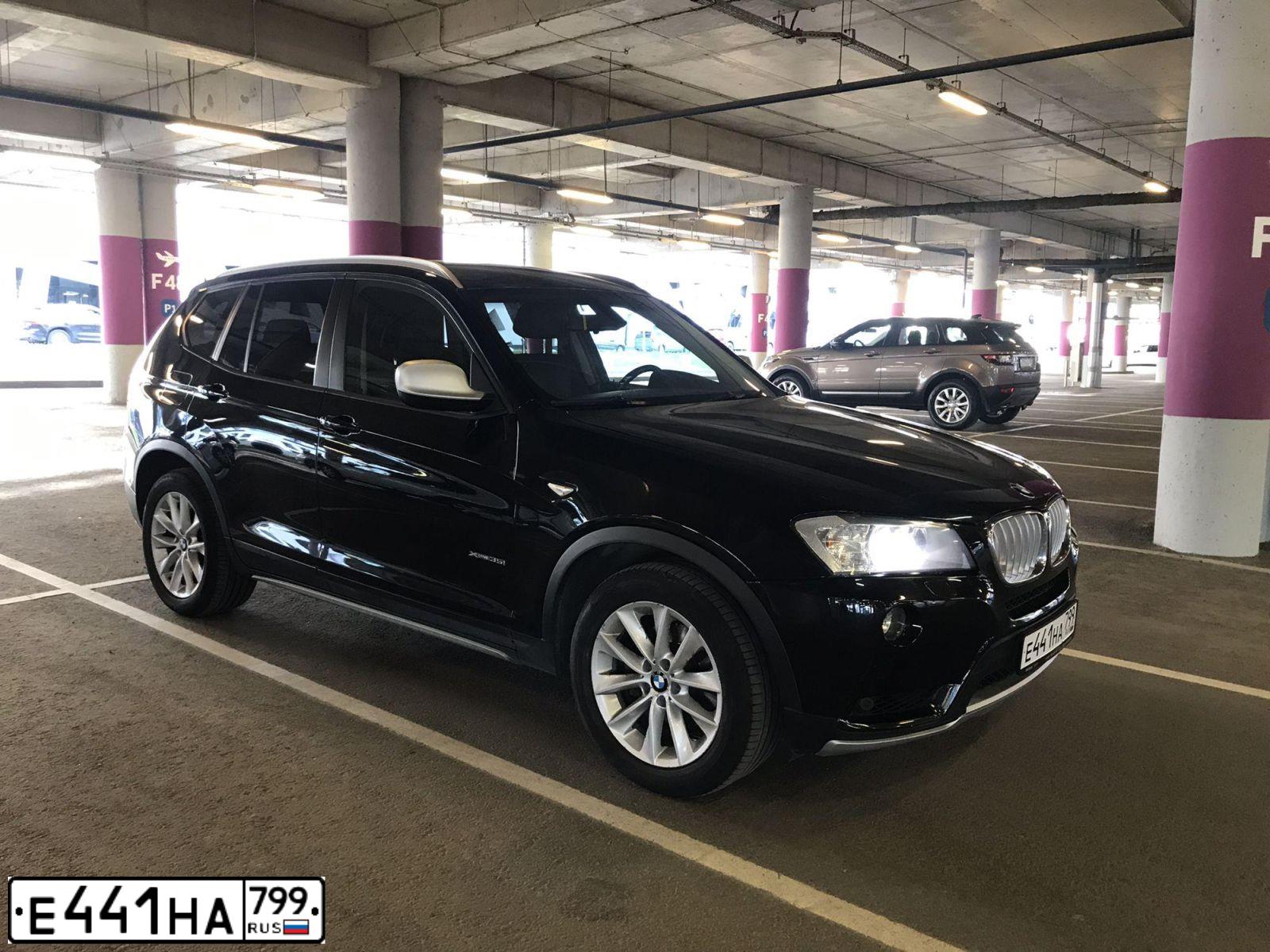 Фото автомобиля BMW X3, 2011 — госномер Е441НА799. Цвет: ЧЕРНЫЙ